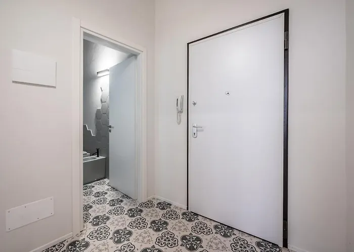 Emilia Palace * Μόντενα